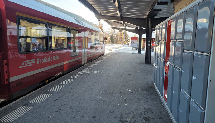 Neue Gepäck-Schliessfächer für den RhB Bahnhof in Davos Dorf